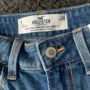 Hollister women’s size 3 high waist mom shorts